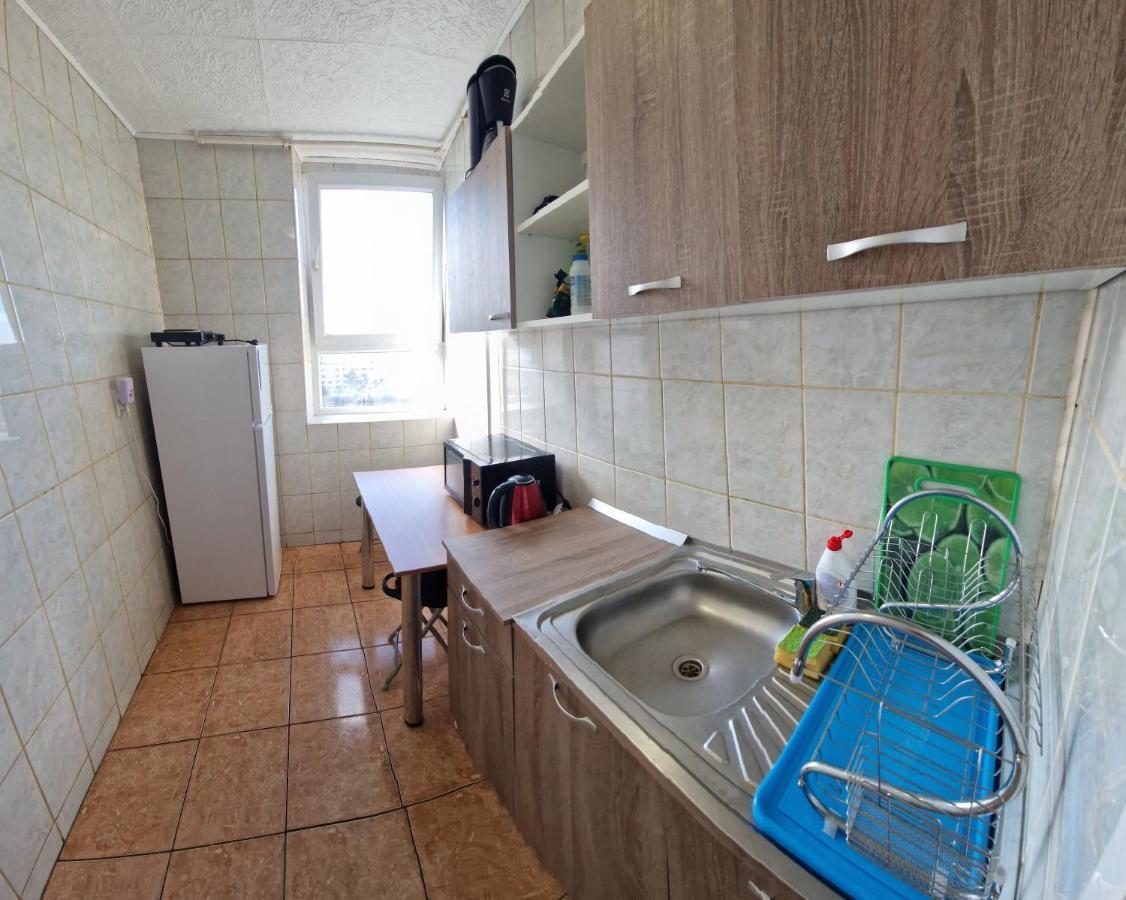 Two Rooms Central Бухарест Экстерьер фото